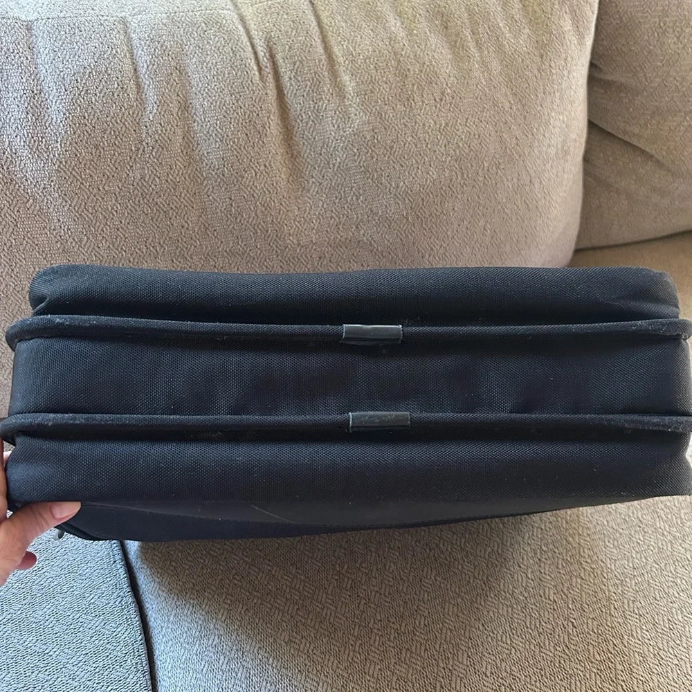 Dell Black Laptop Bag Soft Briefcase Office Lots of Storage